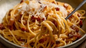 Carbonara fácil e rápido