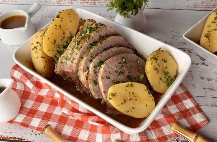 Carne assada na panela de pressão