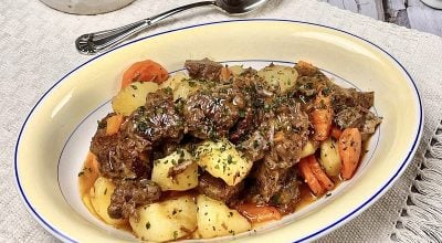 Carne de panela com batata rápida e fácil