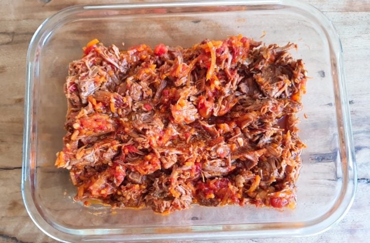 Carne de panela desfiada