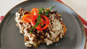 Carne moída com batata no forno