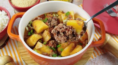 Carne moída com mandioca