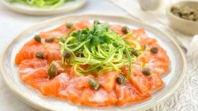 Carpaccio de salmão