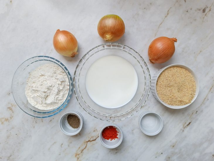 Ingredientes na bancada.