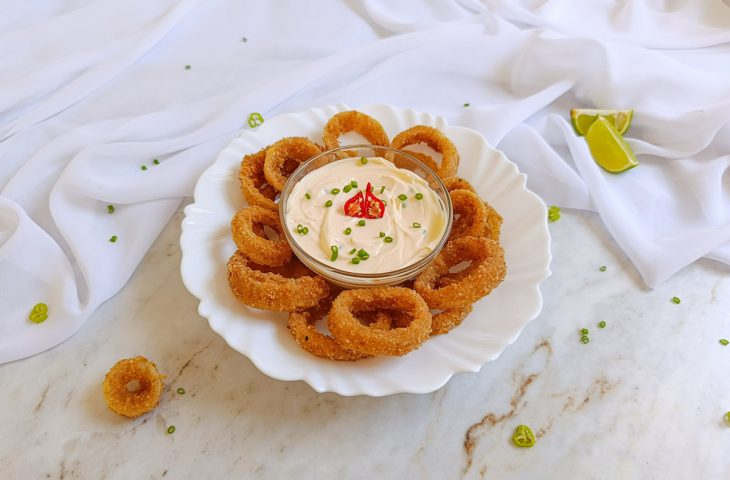 Cebola empanada simples