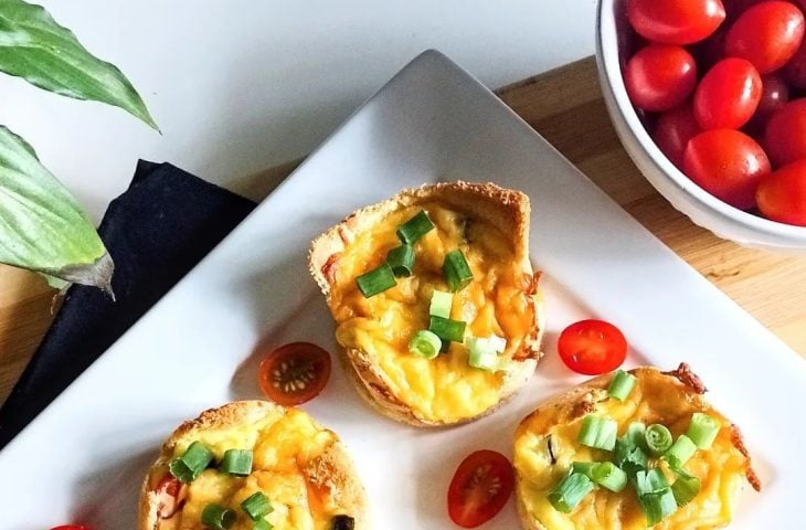 Cestinhas de pão com omelete