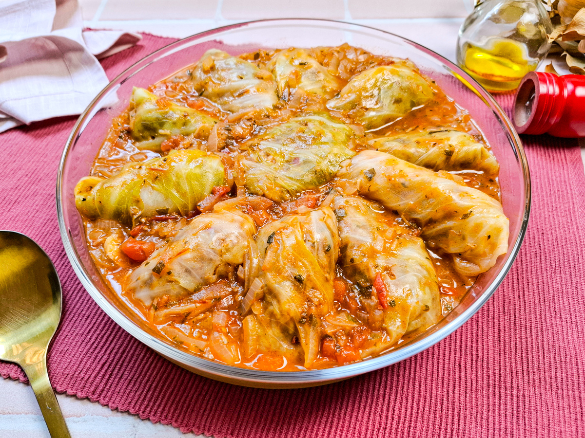 Charuto de repolho com carne moída