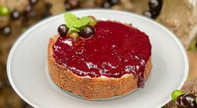 Cheesecake vegana de jabuticaba