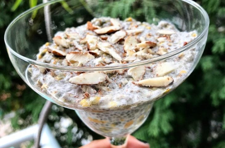 Chia pudding com maracujá