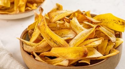 Chips de banana de forno