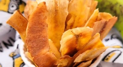 Chips de banana-verde