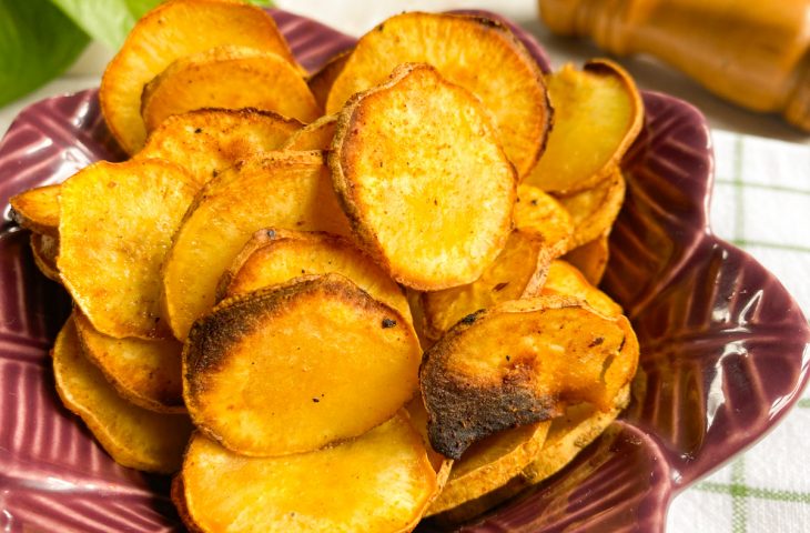 Chips de batata-doce na air fryer