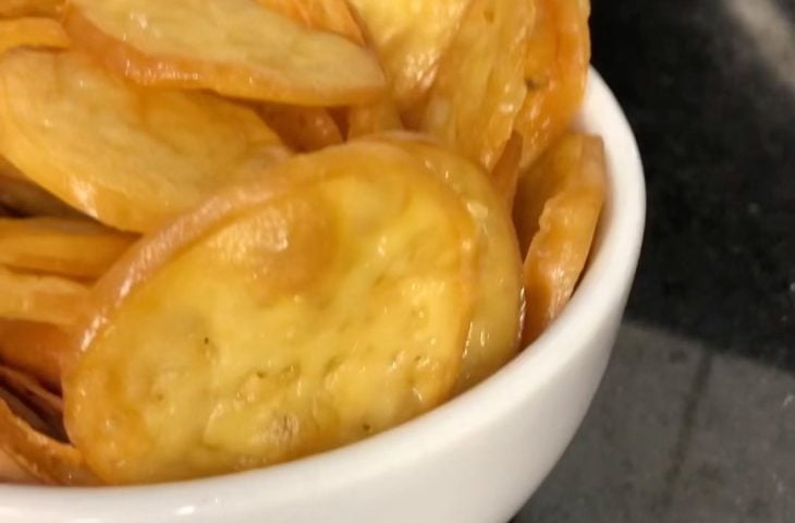 Chips de queijo provolone