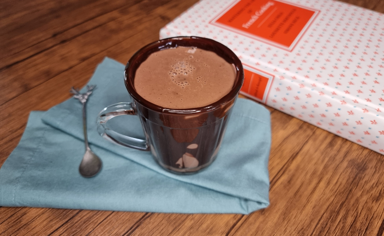 temerario Conveniente rasguño Chocolate quente com leite condensado: vai aquecer seu coração