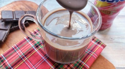 Chocolate quente com Nescau