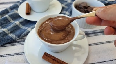 Chocolate quente cremoso fácil