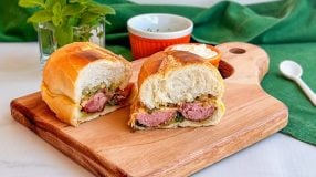 Choripan uruguaio