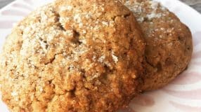 Cookie de aveia recheado com banana