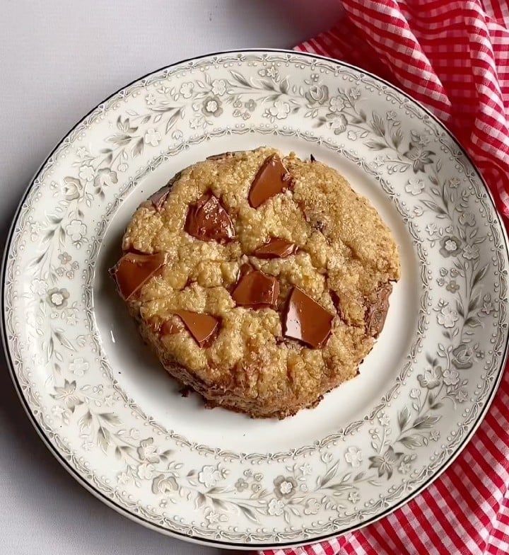 Cookie de pasta de amendoim de frigideira