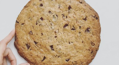 Cookie vegano gigante