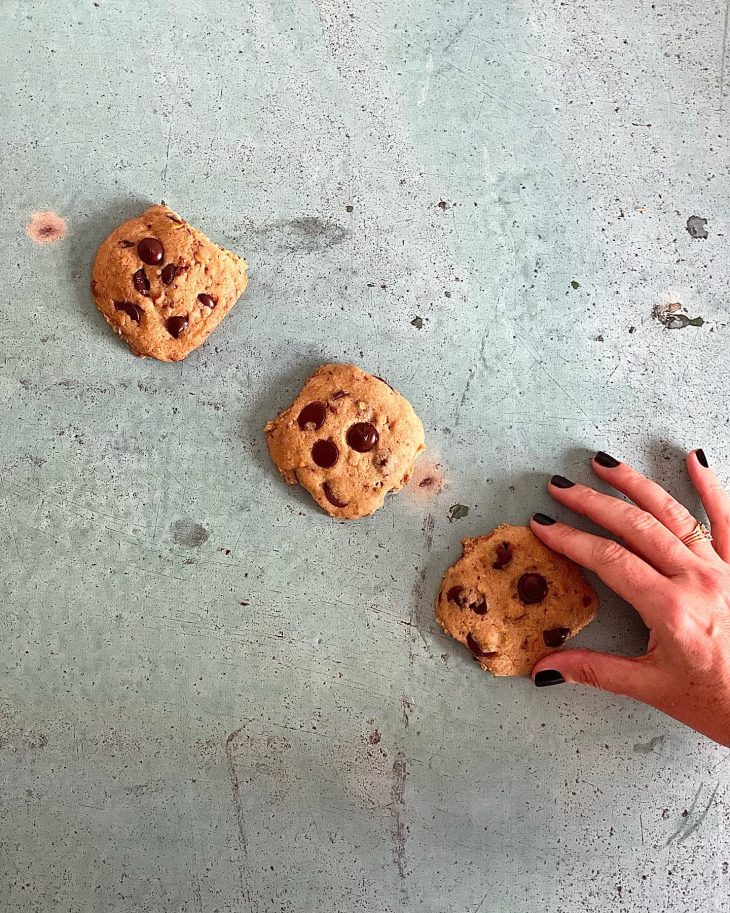 Cookies de chocolate com pistache