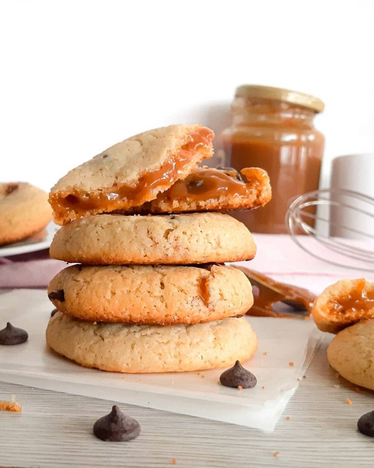 Cookies recheados com doce de leite