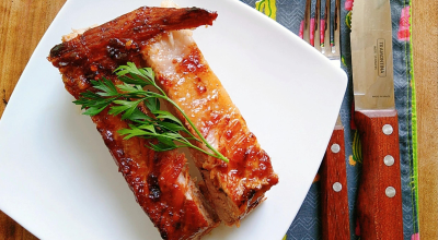 Costelinha com molho barbecue