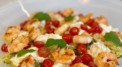 Couscous com abobrinha e camarões