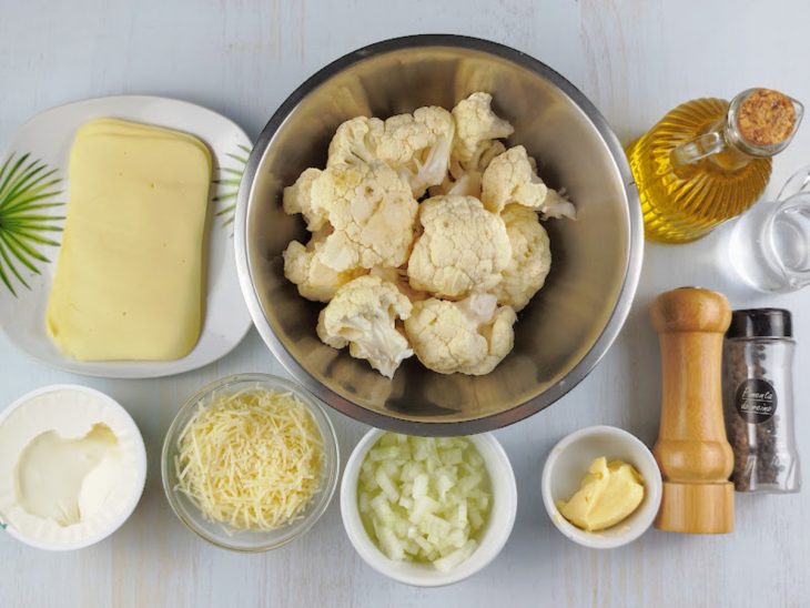 Ingredientes reunidos para o preparo da receita.