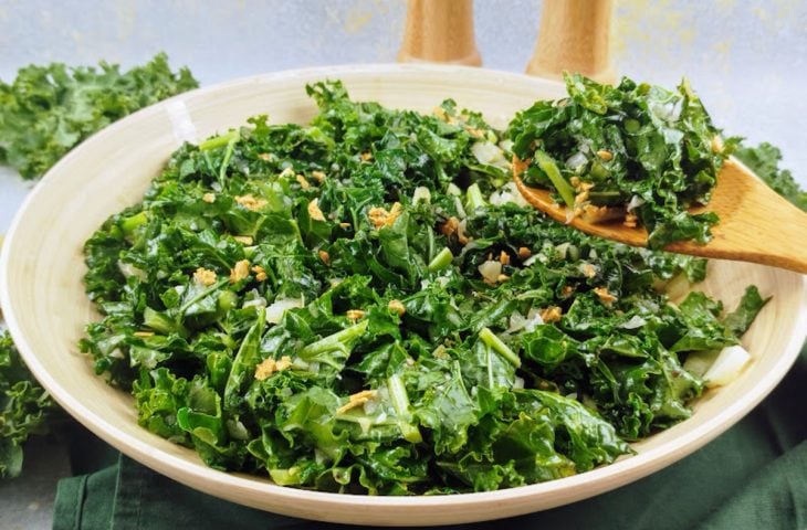 Couve kale refogada