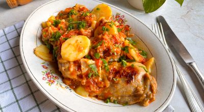 Coxa e sobrecoxa na panela de pressão