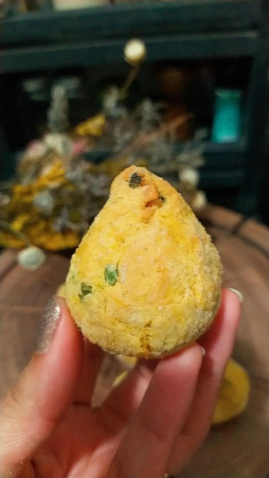 Coxinha de mandioca sem massa