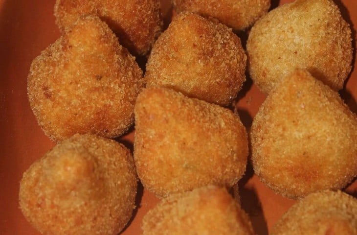 Coxinha vegana de palmito e milho-verde