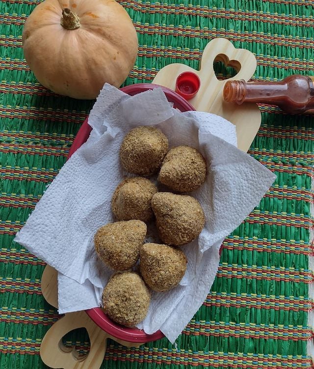 Coxinhas de abóbora cabotiá