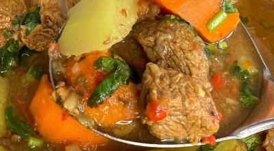 Cozido de músculo com legumes