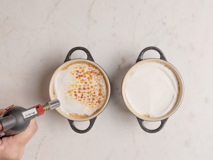 creme brule maçaricado com açúcar