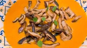 Creme de abóbora japonesa com shitake