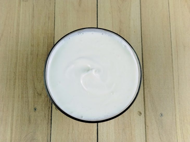 Creme de alho pronto.
