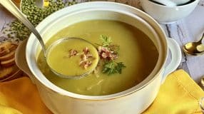 Creme de ervilha com bacon