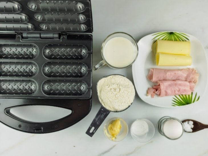 Uma bancada com os ingredientes.