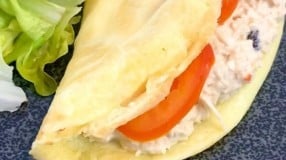 Crepioca com patê de frango