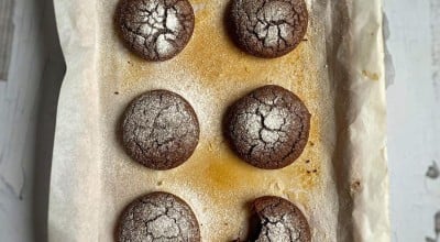 Crinkle cookies de cacau