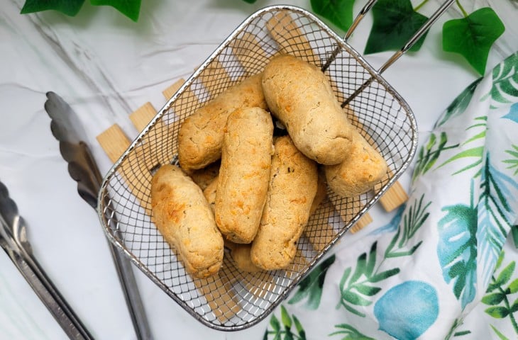 Croquete de aveia com queijo