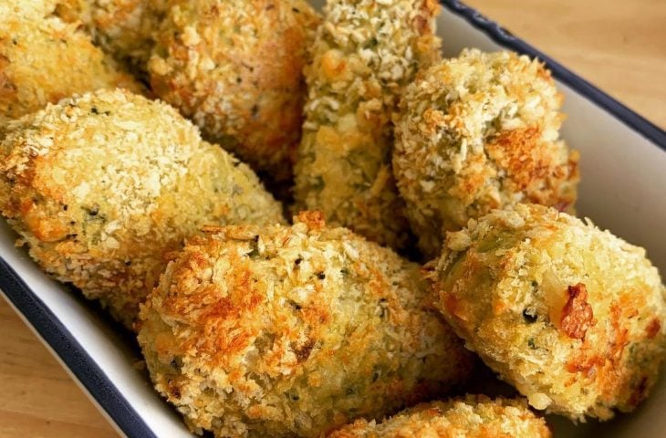 Croquete de brócolis e queijo