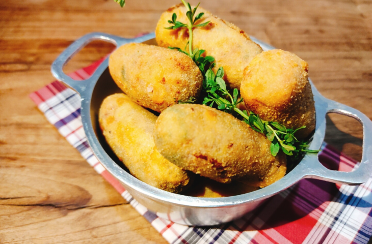Croquete de calabresa fácil