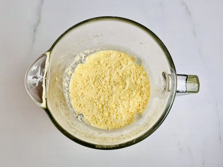 Creme no liquidificador.