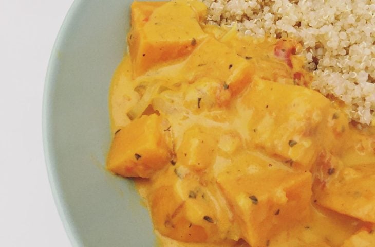 Curry vegano de batata-doce