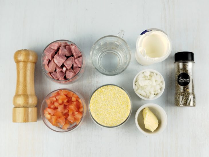 Ingredientes reunidos para o preparo da receita.