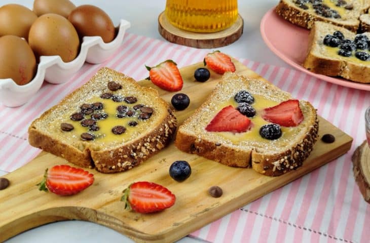 Custard toast