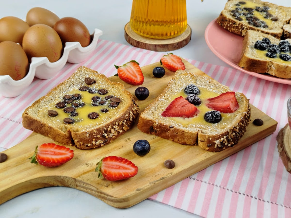 Custard toast